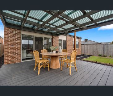 15 Aldergrove Parade, Mickleham, Vic 3064 - Photo 5