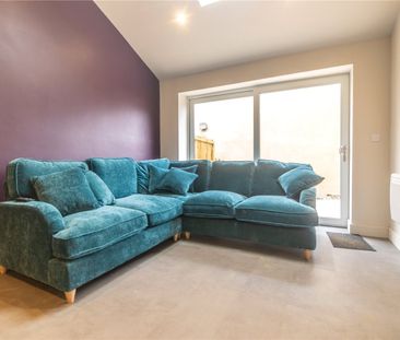 1 Orchard Terrace, Newsome, Huddersfi... - Photo 1