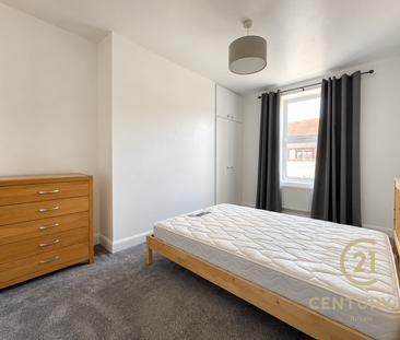 4 bedroom apartment to rent - Photo 6