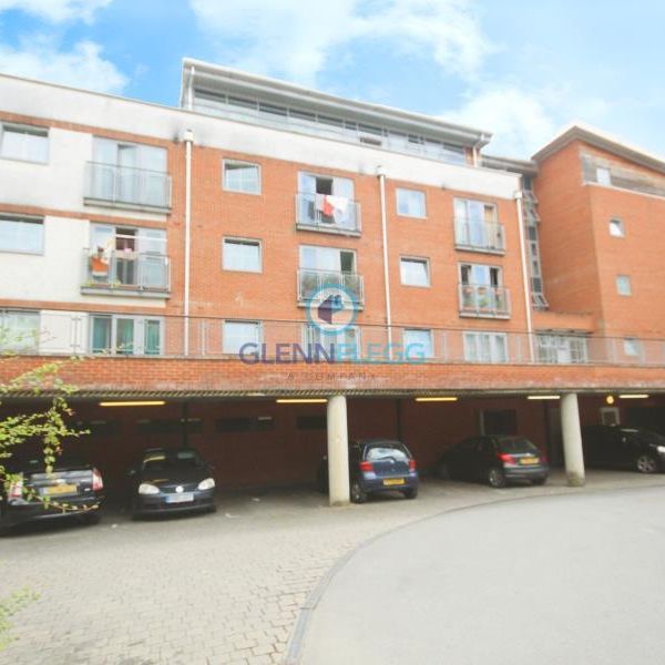 2 bedroom flat to rent - Photo 1