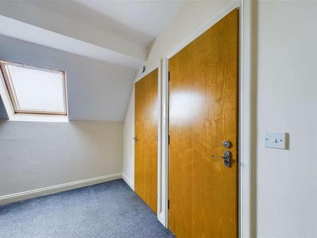 Ross Court View, Rock Park, Rock Ferry, CH42 - Photo 4