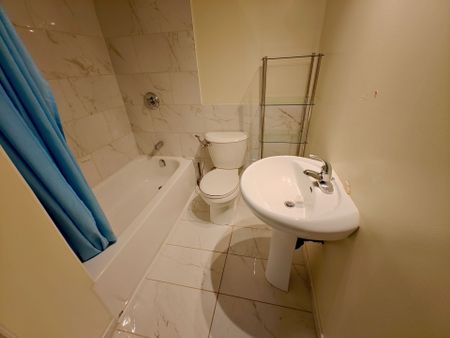 For Lease - 20 Stockell Crescent Unit# Bsmt, Ajax, Ontario - Photo 5