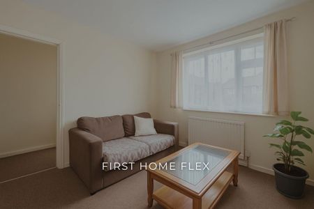 2 bedroom terraced house to rent - Photo 2