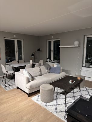 Björklundavägen, Hovås - Photo 1