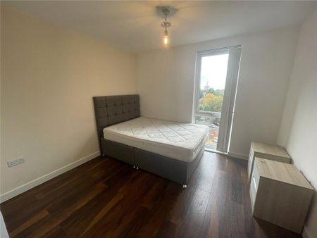 3 bedroom apartment to rent - Photo 3