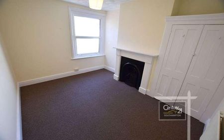 |ref: |, Hillside Avenue, Southampton, SO18 - Photo 3