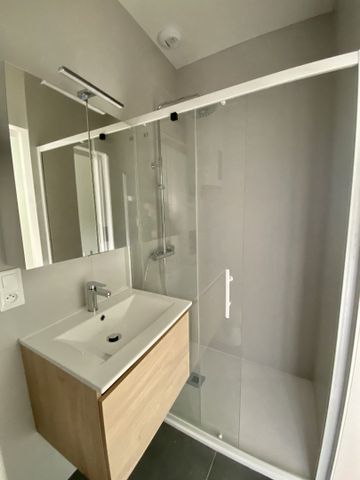 Location Appartement 1 pièce 18m² LA COURONNE 16400 - Photo 4