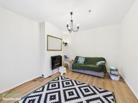 9 Dunure Park, Dundonald, Belfast, BT16 2NR - Photo 2