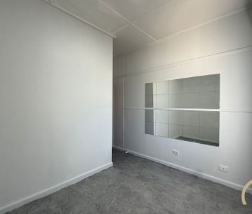 Updated 4 Bedroom Family Home, in a Prime Location! - Photo 5