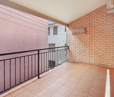 Modern Coastal Living in the Heart of Shellharbour Village - Photo 3