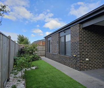 “Convenient Location, Close to all amenities !!!” - Photo 5