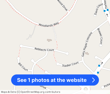 Quiet Family Living in Sought-After Parkwood - Photo 1