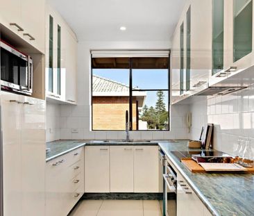 Modern apartment in a convenient location - Option to be furnished - Photo 2