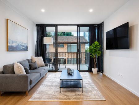 Short Term, 3-6 Months Only, Fully Furnished, Bills Extra - Photo 2