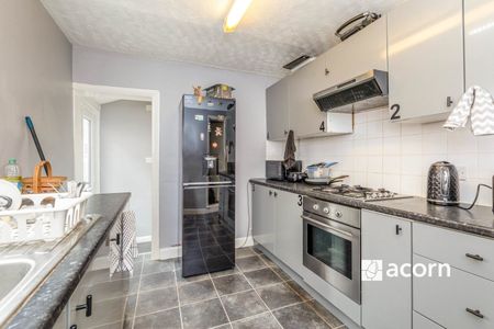 House Share to rent - Kingswood Road, Gillingham, ME7 - Photo 3