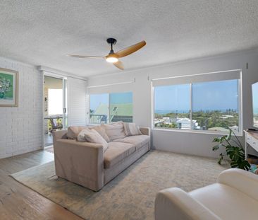 6/1 Queen Street, Moffat Beach, Qld 4551 - Photo 3