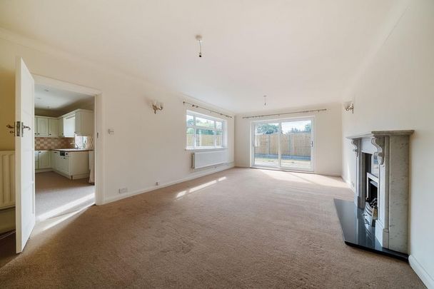 4 bedroom property to rent - Photo 1