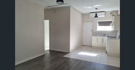 BEAUTIFUL FARRANT STREET - THE HEART OF PROSPECT - Photo 2