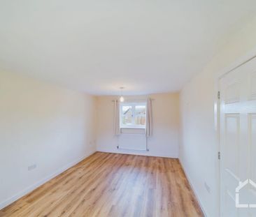 2 bedroom maisonette to rent - Photo 3