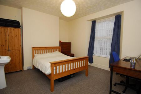 6 bedroom house to rent - Photo 5