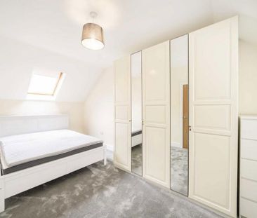 4 bedroom detached house to rent - Photo 6