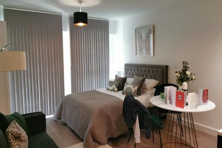 Studio to rent - Photo 2