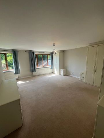 Springbank Lane, Bamford, Rochdale, OL11 - Photo 3