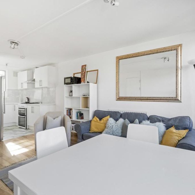 3 bedroom apartment to rent - Photo 1