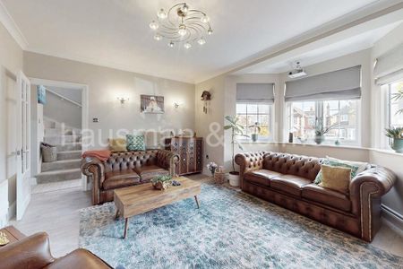 4 bedroom flat to rent - Photo 3
