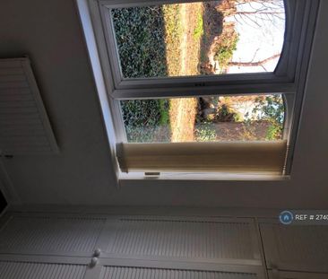 2 bedroom maisonette to rent - Photo 1