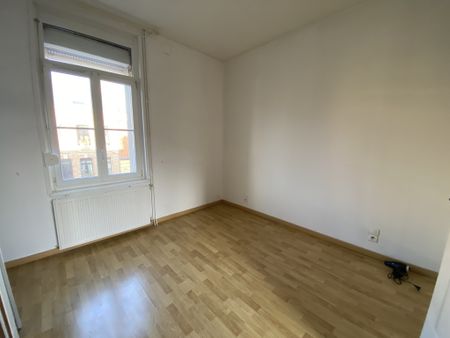 MAISON TYPE 3 NON MEUBLÉE - QUARTIER SAINT HONORÉ - Photo 2