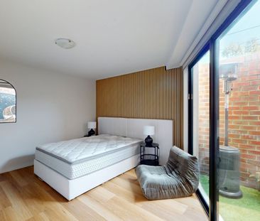 More Space Than You Expect in the Heart of Yarraville - Photo 6