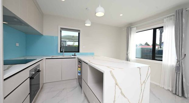 3 bedroom home Otahuhu - Photo 1