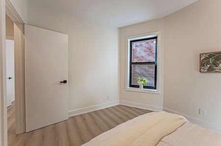 For Lease - 20 Roblocke Avenue Unit# Main, Toronto, Ontario - Photo 5