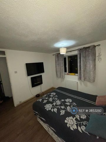 2 bedroom end of terrace house to rent - Photo 5