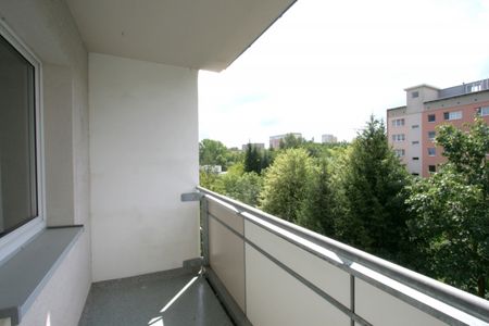 Familien aufgepasst! Großzügige und günstige 4-Raum-Whg. in Markersdorf! - Photo 4