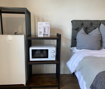 Room in a Shared House, School Road, B28 - Photo 5