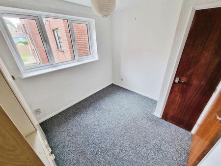 1 Bedroom Flat to Rent in Spencer Court, Rushden, Northants, NN10 - Photo 2