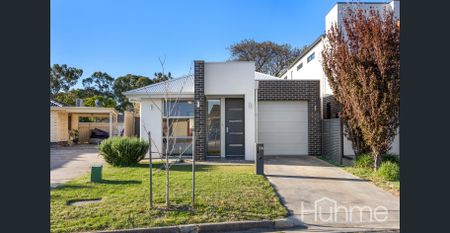 Modern living in Kidman Park! - Photo 5