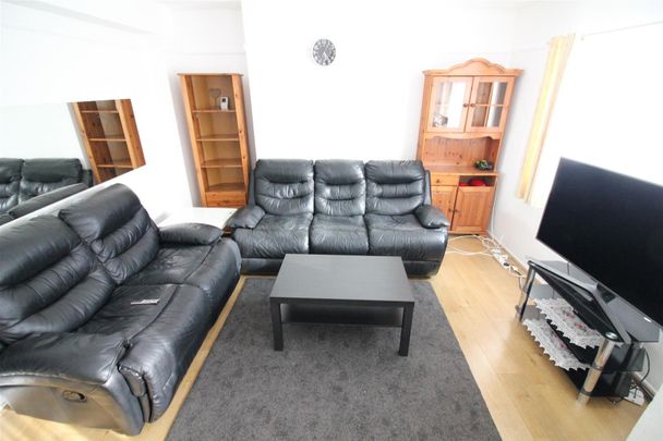 Church Lane, Kingsbury, London - Photo 1