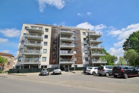 Gezellig appartement vlakbij het centrum met staanplaats - Photo 2