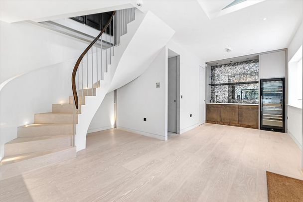 5 bedroom detached house to rent - Photo 1