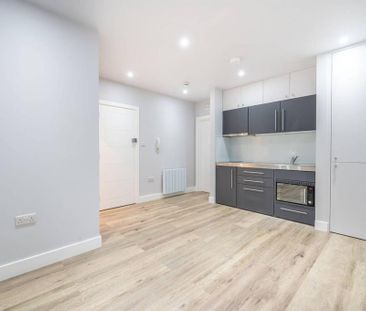 1 bedroom flat to rent - Photo 6