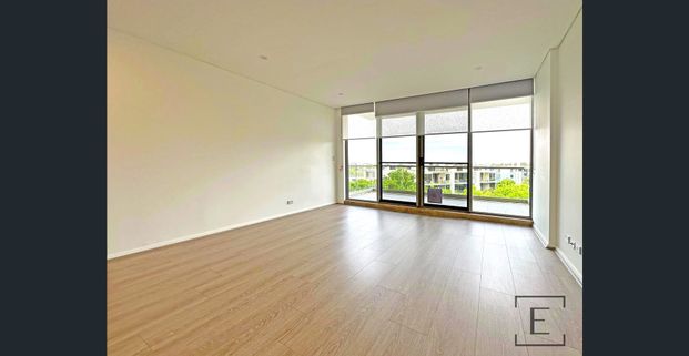 Modern 2-Bedroom Apartment in a Prime Urban Location - Photo 1