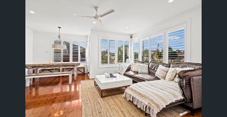 Furnished Beautifully Renovated Family Home - Photo 3