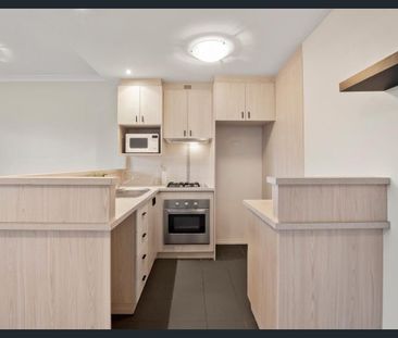 Simple, Comfortable Living in Heart of Joondalup - Photo 5
