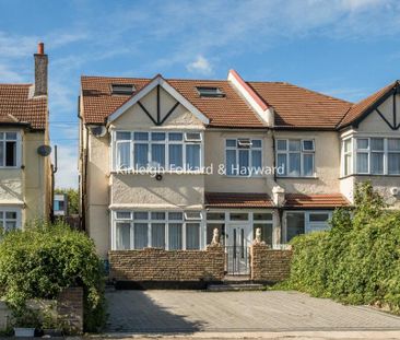 3 bedroom flat to rent - Photo 6