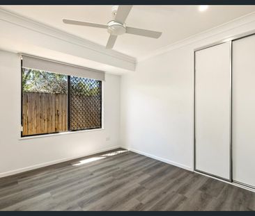 Modern Family Living with 2 Bay Garage - Photo 3