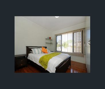 Great Position + Big Bonus Rumpus Room - Photo 4