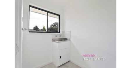 Stylish 3-Bedroom Gem with Large Backyard & Parking Galore - Photo 2